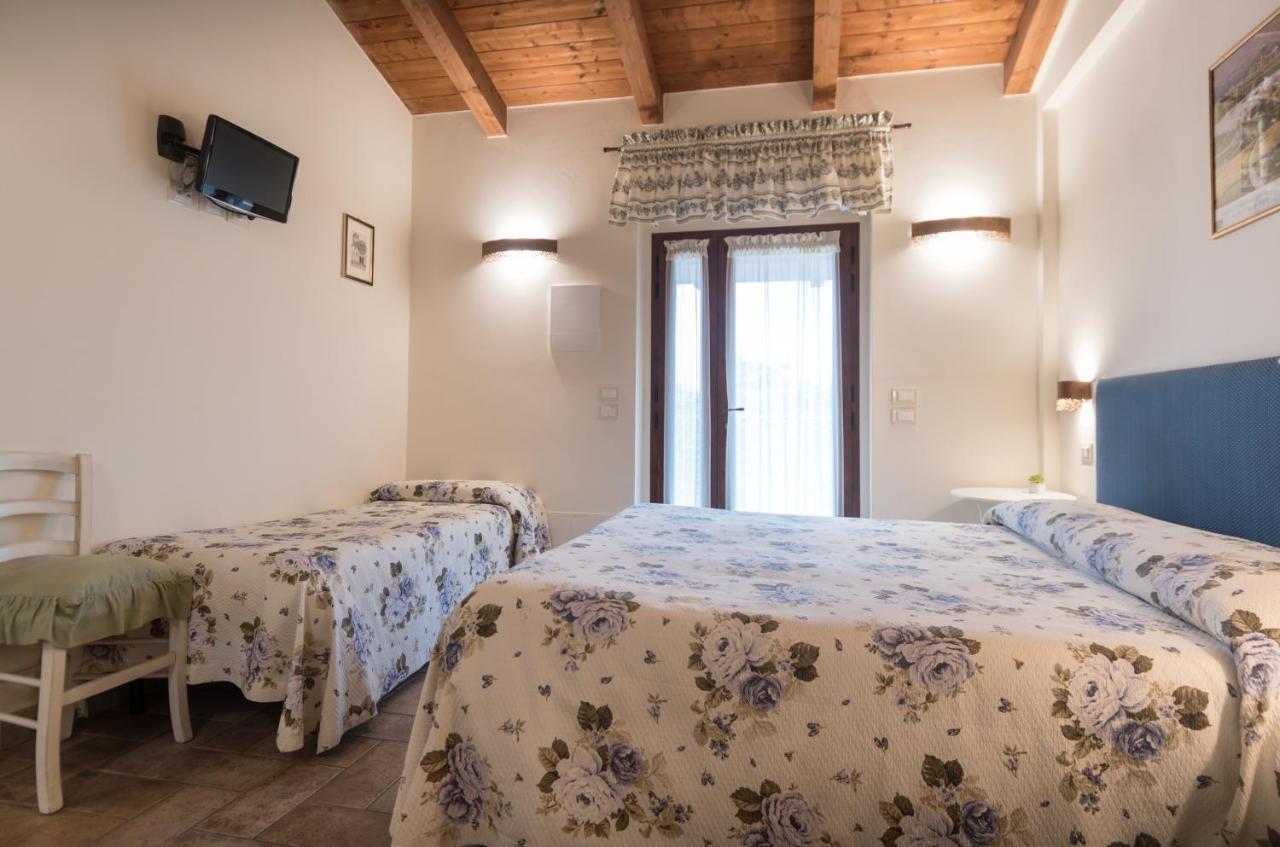 Bed and Breakfast Rosa Di Assisi à Bastia Umbra Extérieur photo