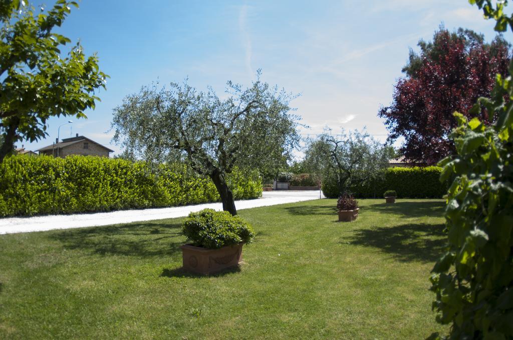 Bed and Breakfast Rosa Di Assisi à Bastia Umbra Extérieur photo