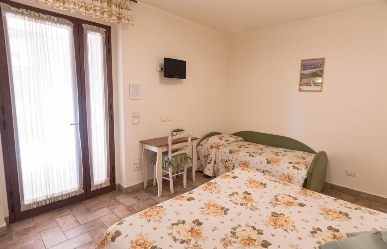 Bed and Breakfast Rosa Di Assisi à Bastia Umbra Extérieur photo