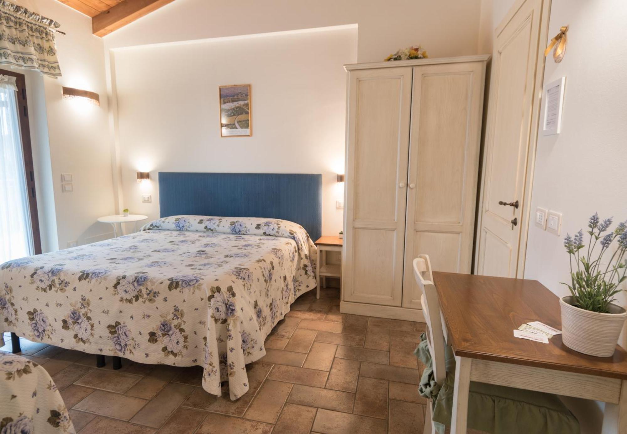 Bed and Breakfast Rosa Di Assisi à Bastia Umbra Extérieur photo