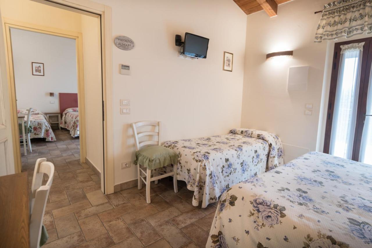 Bed and Breakfast Rosa Di Assisi à Bastia Umbra Extérieur photo