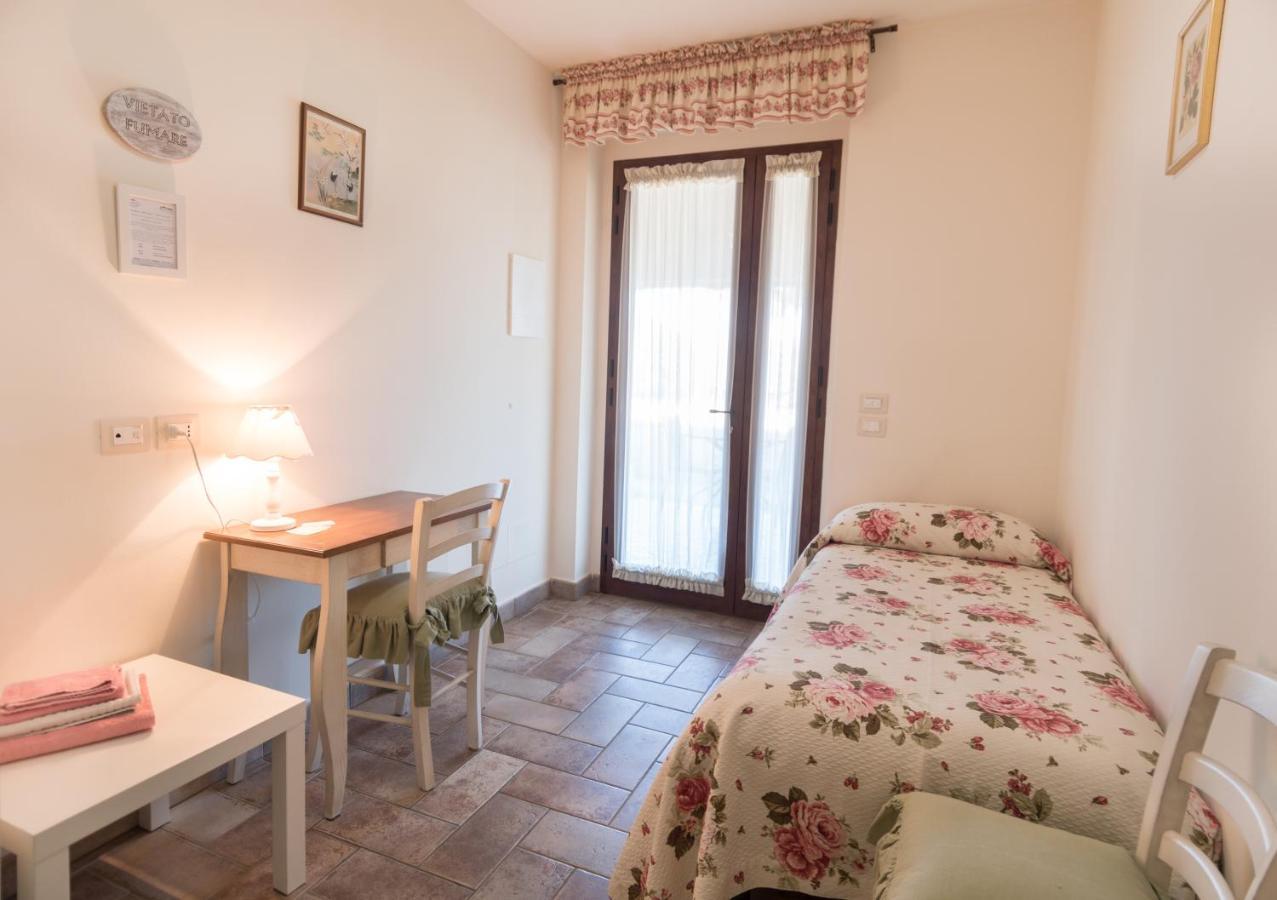 Bed and Breakfast Rosa Di Assisi à Bastia Umbra Extérieur photo