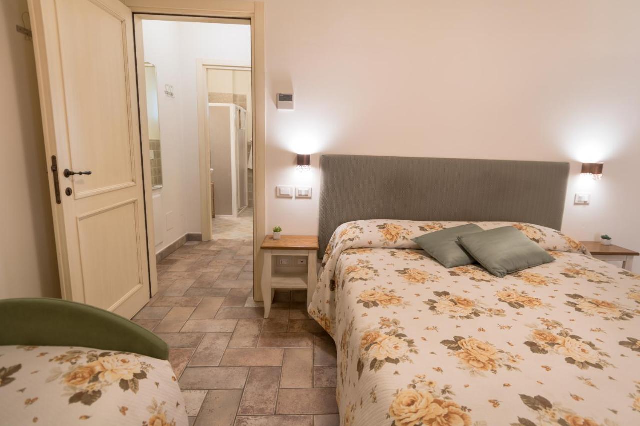Bed and Breakfast Rosa Di Assisi à Bastia Umbra Extérieur photo